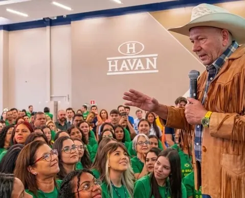 Havan pode pagar R$ 30 milhões após posicionamento sobre escala 6x1 - Imagem