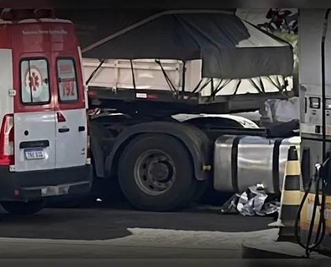 Homem deita para descansar embaixo de carreta e morre atropelado