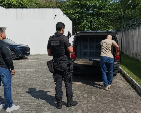 Homem é condenado a 13 anos de prisão por estuprar filha na Bahia - Imagem