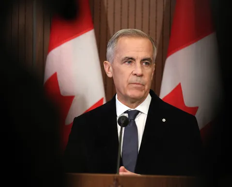 Incêndio em base militar do Canadá deixa 4 soldados mortos e dezenas de feridos - Imagem