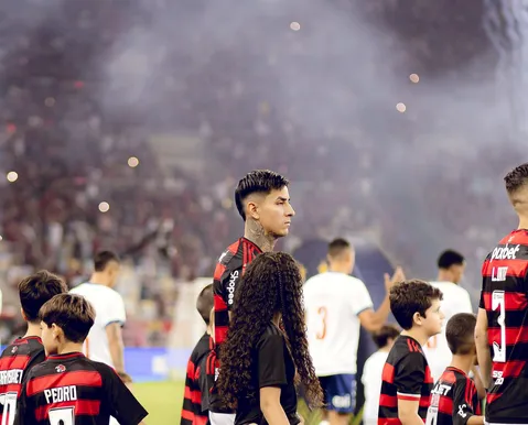 Jogador do Flamengo é liberado para pegar o Bahia após decisão do STJD