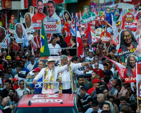 Lula abre possibilidade de encerrar campanha na Bahia com comício gigante - Imagem