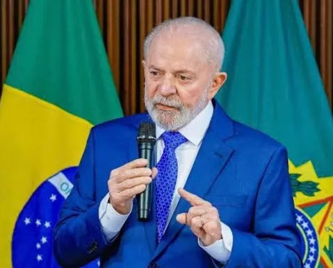 Lula mira aliança com Augusto Cury e PSD para vencer Flávio Bolsonaro