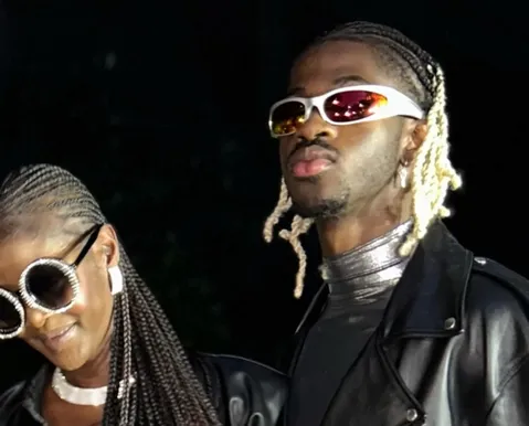 Mãe de Lil Nas X morre um ano após prisão do cantor