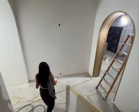 Maior blogueira do Instagram constrói mansão em terreno de R$ 76 milhões