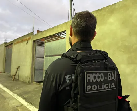 Mais de 30 pessoas são presas em operação contra facção na Bahia e outros estados