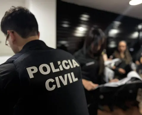 Menina de 12 anos é extorquida e paga mais de R$ 8 mil após ameaça com foto de IA