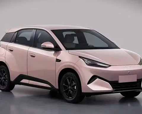 Nova geração do BYD Dolphin Mini cresce e ganha mais potência