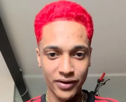 Oruam deixa de ser foragido e retira tornozeleira em live - Imagem