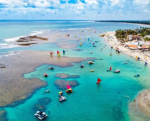 Paraíso nordestino tem águas mornas e praia eleita 10 vezes melhor do Brasil - Imagem