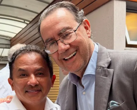 Partido de Augusto Cury doa valor milionário a Caneta Azul