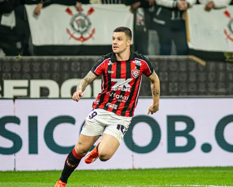 Pior time do returno, adversário do Vitória terá estreia de ex-craque