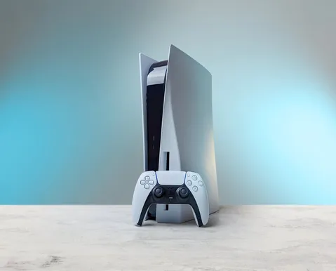 PlayStation 5 a R$ 300 e iPhone 17 por R$ 600 são protagonistas de leilão da Receita Federal - Imagem