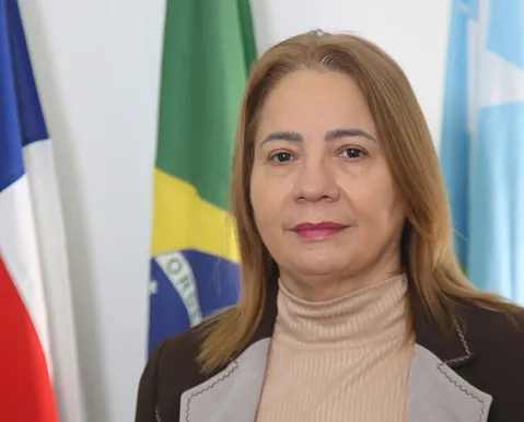 Prefeita anuncia saída do União Brasil e aproximação com Jerônimo