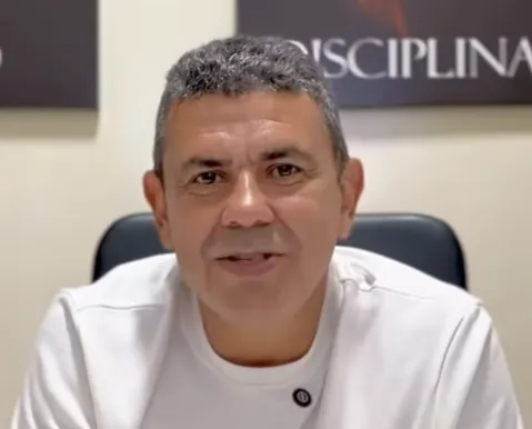 Prefeito de Rio Real é obrigado a apagar propaganda em obras públicas