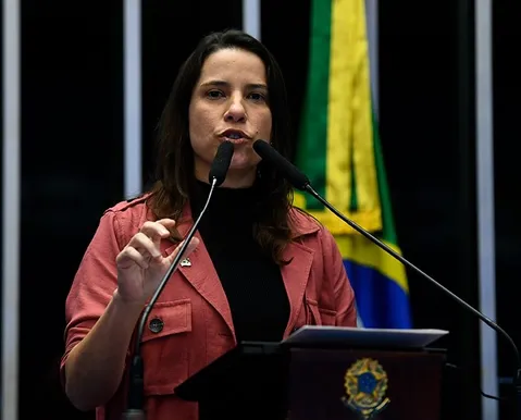 Raquel Lyra é reeleita governadora de Pernambuco no primeiro turno