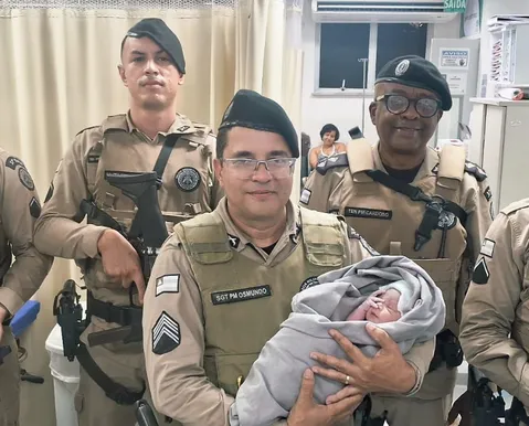 Recém-nascida abandonada dentro de sacola é resgatada pela PM no IAPI - Imagem