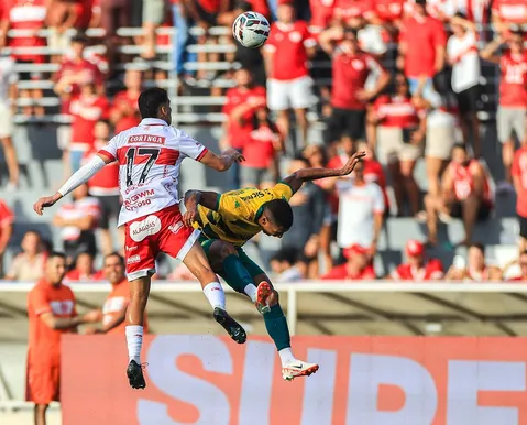 Time da Série B perde com 11 jogadores em surto de gastroenterite