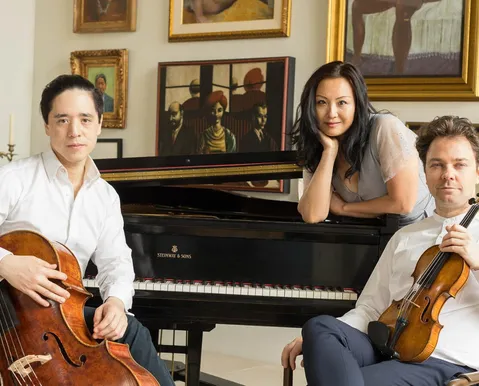 Trio Stikovetsky leva instrumentos centenários a concerto em Salvador - Imagem