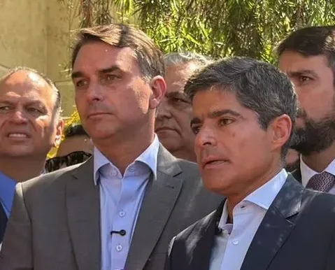 União Brasil fecha questão e ACM Neto declara apoio a Flávio Bolsonaro