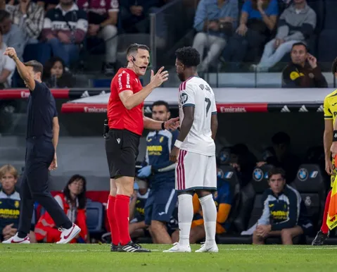 Vini Jr. entra, tem gol anulado e acaba expulso em vitória do Real