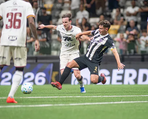 Vitória se isola como pior time no returno do Brasileirão