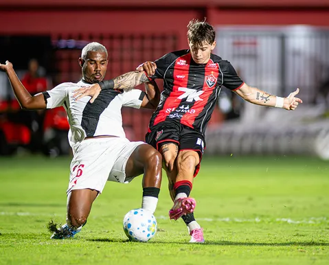 Vitória x Vasco: onde assistir, escalações, palpites e arbitragem - Imagem