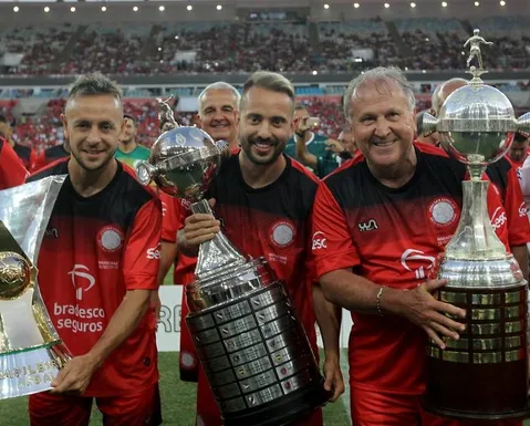Zico escolhe Éverton Ribeiro como melhor jogador que já assistiu