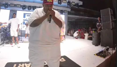 Cantor do Pagodart perde mais de 108 kg e pretende voltar aos palcos
