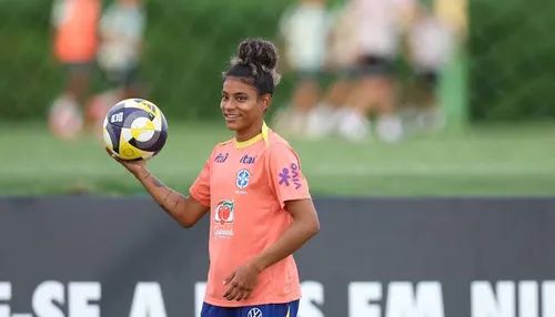 Do interior à Seleção Brasileira: conheça a história de Raíssa Bahia