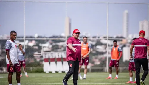 Ex-Bahia pode devolver clube tradicional à Série A depois de 41 anos
