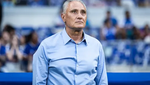 Ex-técnico da Seleção, Tite negocia acerto com gigante da Série A