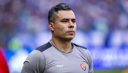 Jair Ventura diz que fica no Vitória e fala sobre pressão da torcida