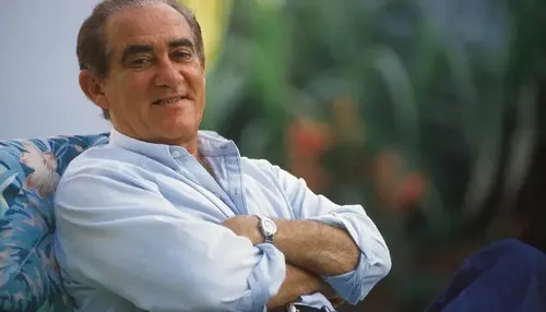 Justiça determina penhora de mansão de Renato Aragão por dívida milionária