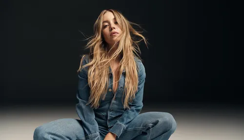 Propaganda polêmica com Sydney Sweeney revolta atletas olímpicas