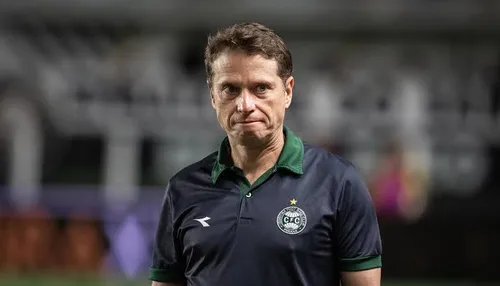 Próximo adversário do Vitória demite técnico após sequência negativa