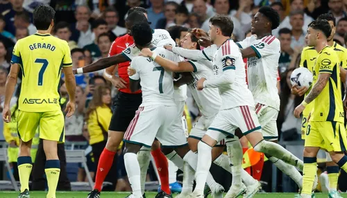 Real Madrid pode perder Vinicius Jr. para clássico contra o Barcelona