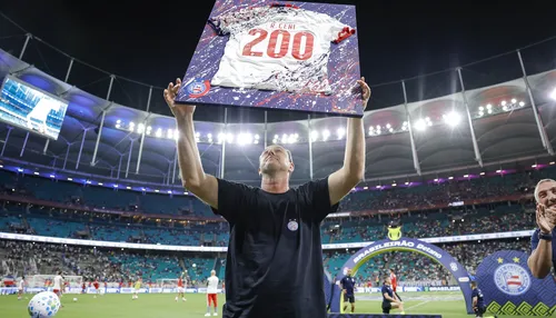 Rogério Ceni vai na contramão da torcida e aponta risco para o Bahia