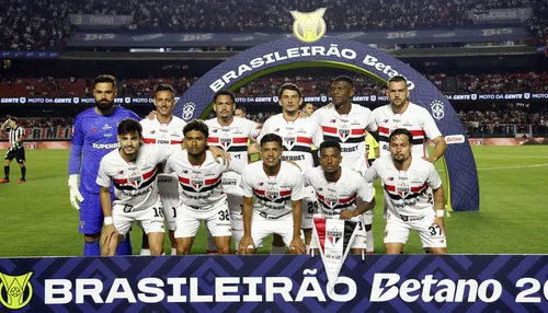 São Paulo perde artilheiros para enfrentar o Vitória pela Série A