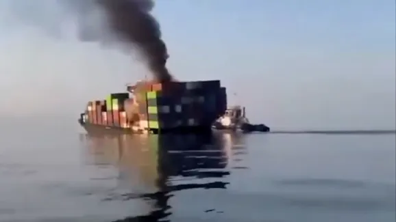 iPhones são encontrados no mar após naufrágio de navio em Ormuz