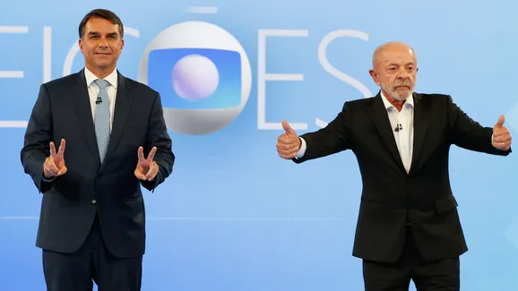 Lula chama saída de Flávio Bolsonaro do Brasil de “vergonhosa”