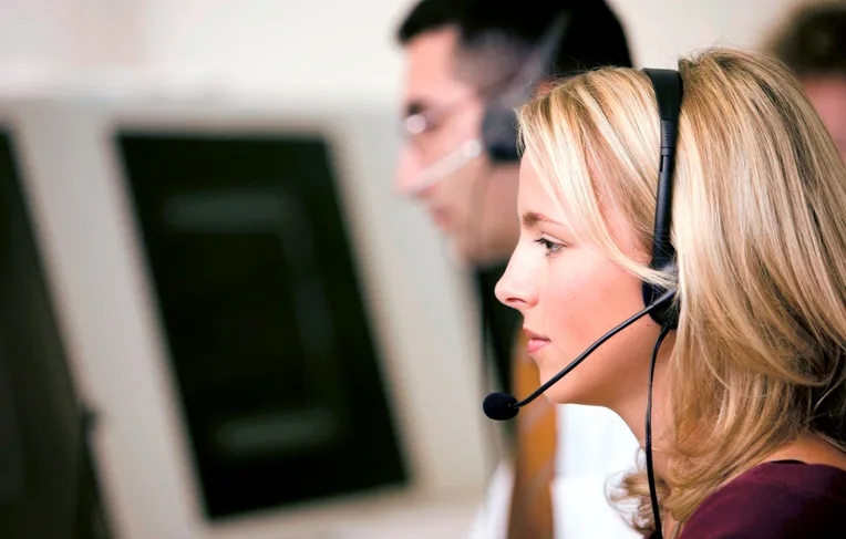 300 vagas para telemarketing nesta sexta (23); saiba como participar