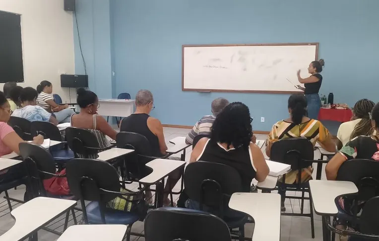Dia da Alfabetização: analfabetismo ainda limita autonomia no Brasil