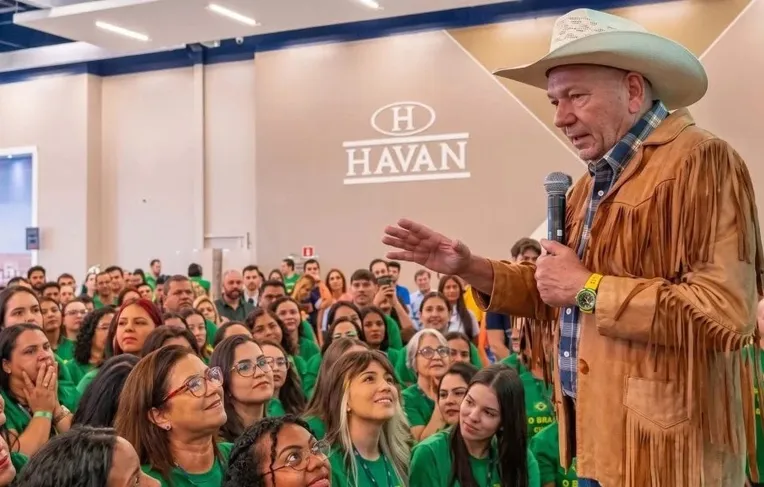 Havan pode pagar R$ 30 milhões após posicionamento sobre escala 6x1