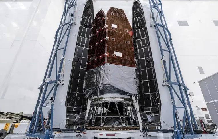 Nasa lança telescópio que promete criar novo ‘Atlas do Universo’