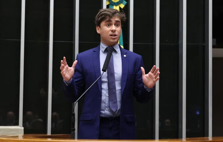 Nikolas Ferreira nega ter chamado Daniel Vorcaro de “lindão”