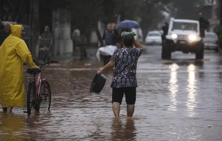Pico do El Niño ocorre no fim do ano e altera o clima no Brasil