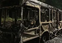 Ônibus é incendiado após ação policial em Castelo Branco