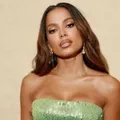 Anitta com novo amor? Saiba quem é o homem misterioso de flagra imagem
