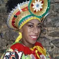 Bloco afro Muzenza nomeia sua primeira Rainha Trans imagem